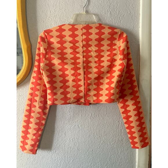 Tyler McGillivary Samara Orange Wave Print Cropped Button Top Size Medium - Picture 5 of 8